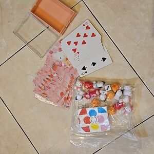2 Hello kitty chinese checkers game and cards